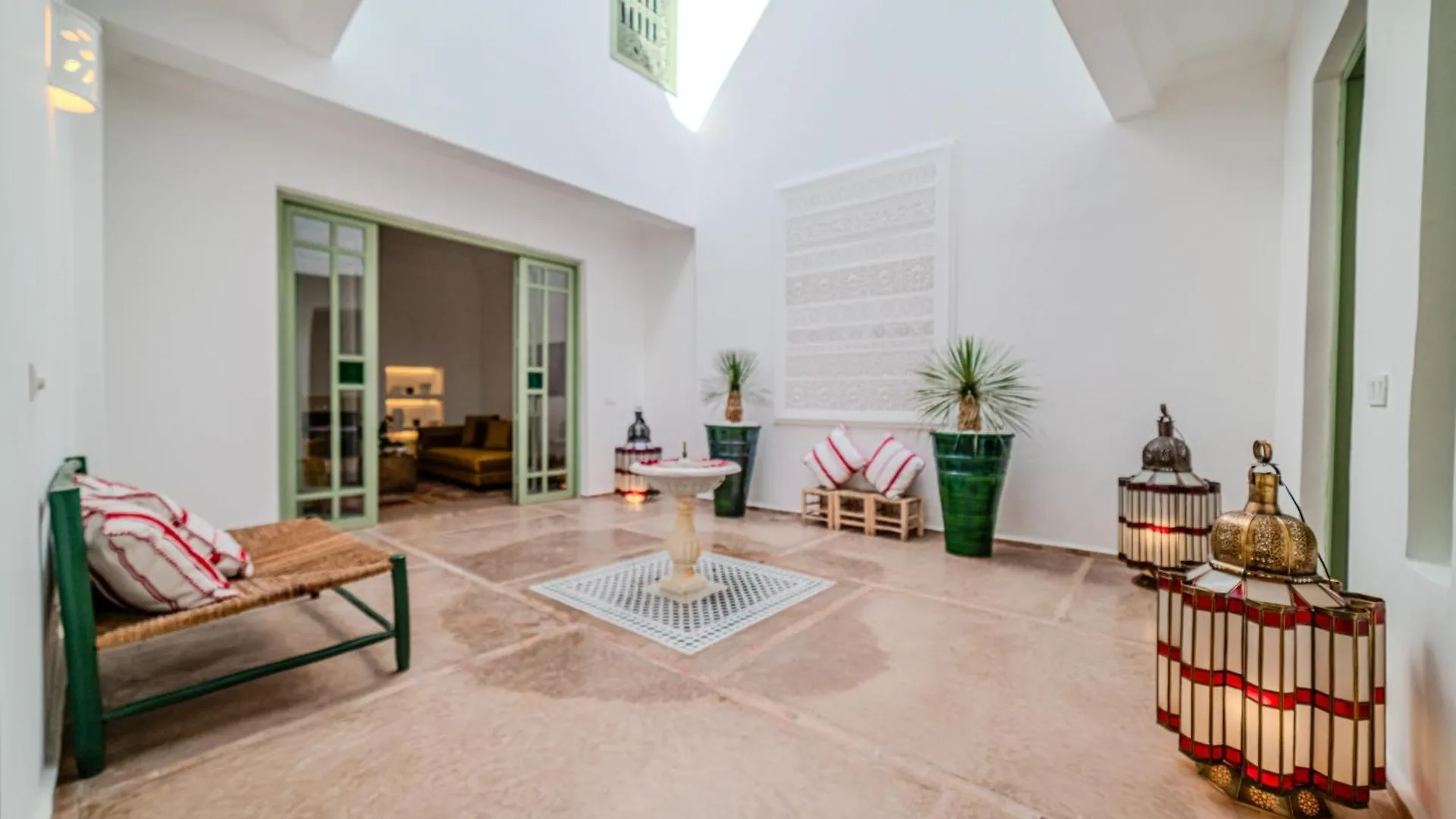 Rare Riad 29 Exclusif Swiming Pool And Breakfast Marrakesh Morocco