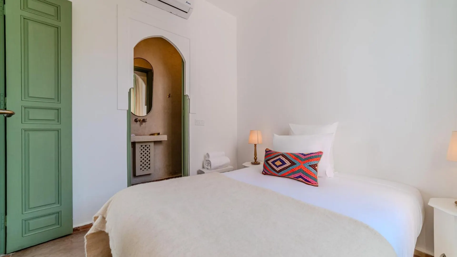 Rare Riad 29 Exclusif Swiming Pool And Breakfast Marrakesh 0*,